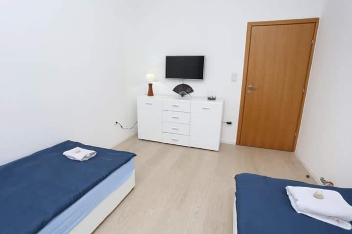 Apartments Malkoc Lux Bihac Bagian luar foto