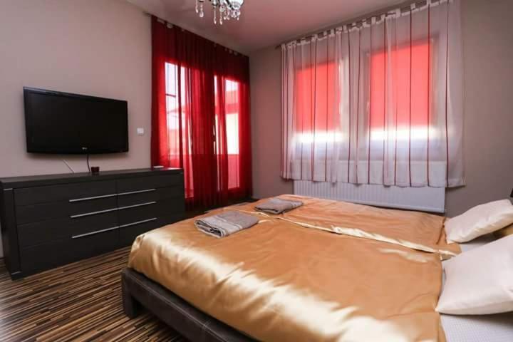 Apartments Malkoc Lux Bihac Bagian luar foto